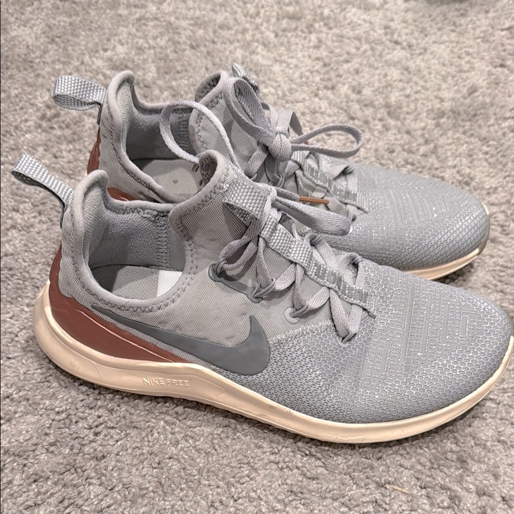 Nike Free grey and rose gold running shoes size 7.5